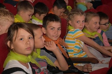 Юных оренбуржцев объединило «Летнее настроение» 